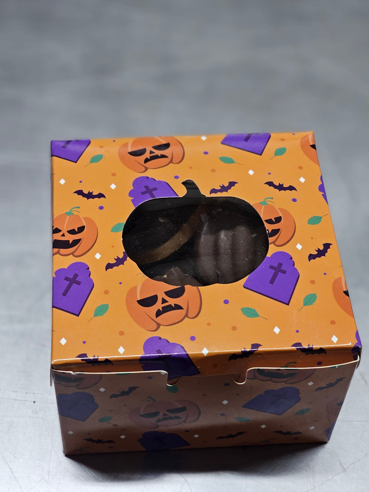 Halloween Chocolate Peanut Butter Candy Box (18pc)