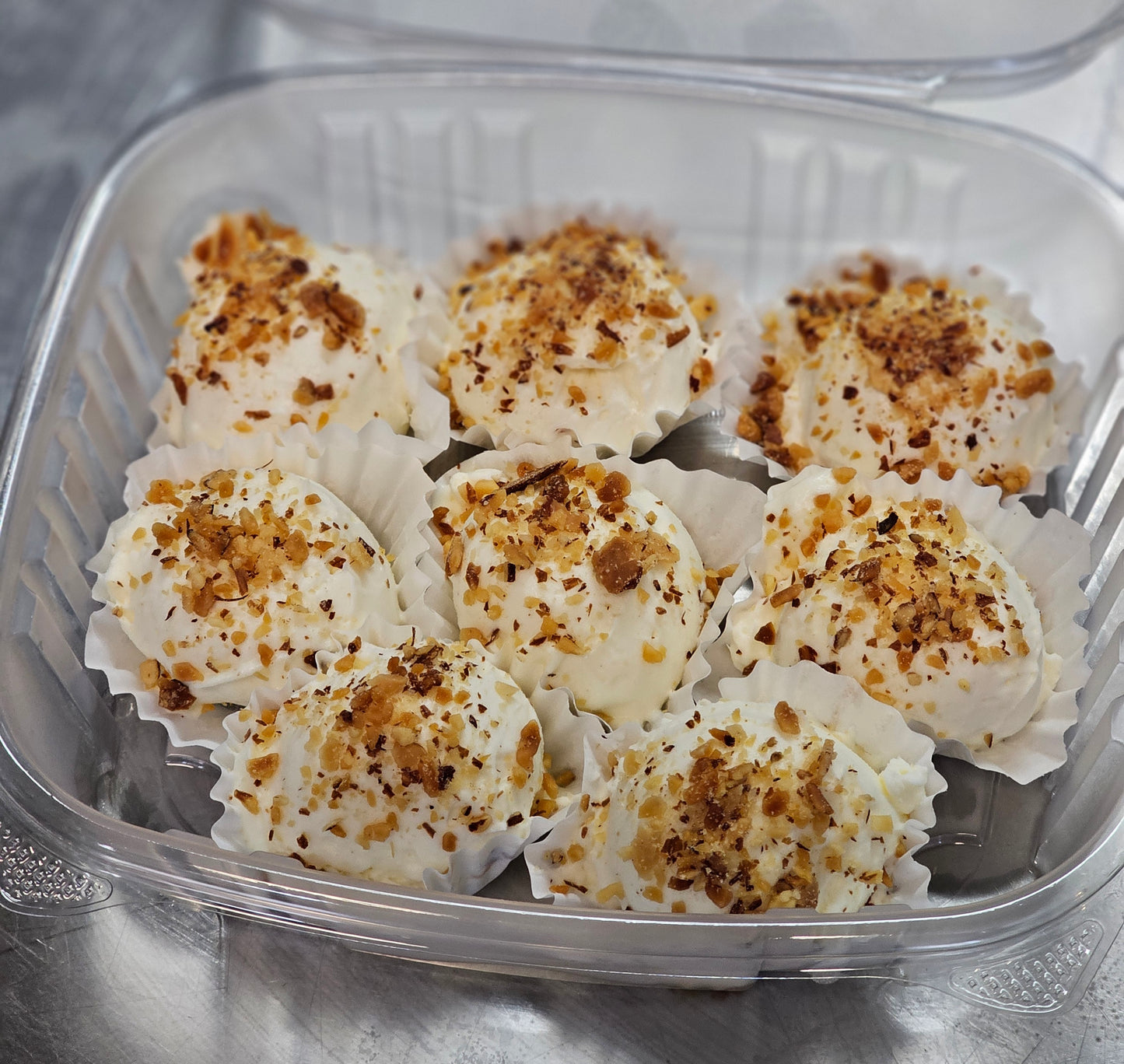 Toasted Almond Fat Bombs (Net Carbs: 2g)