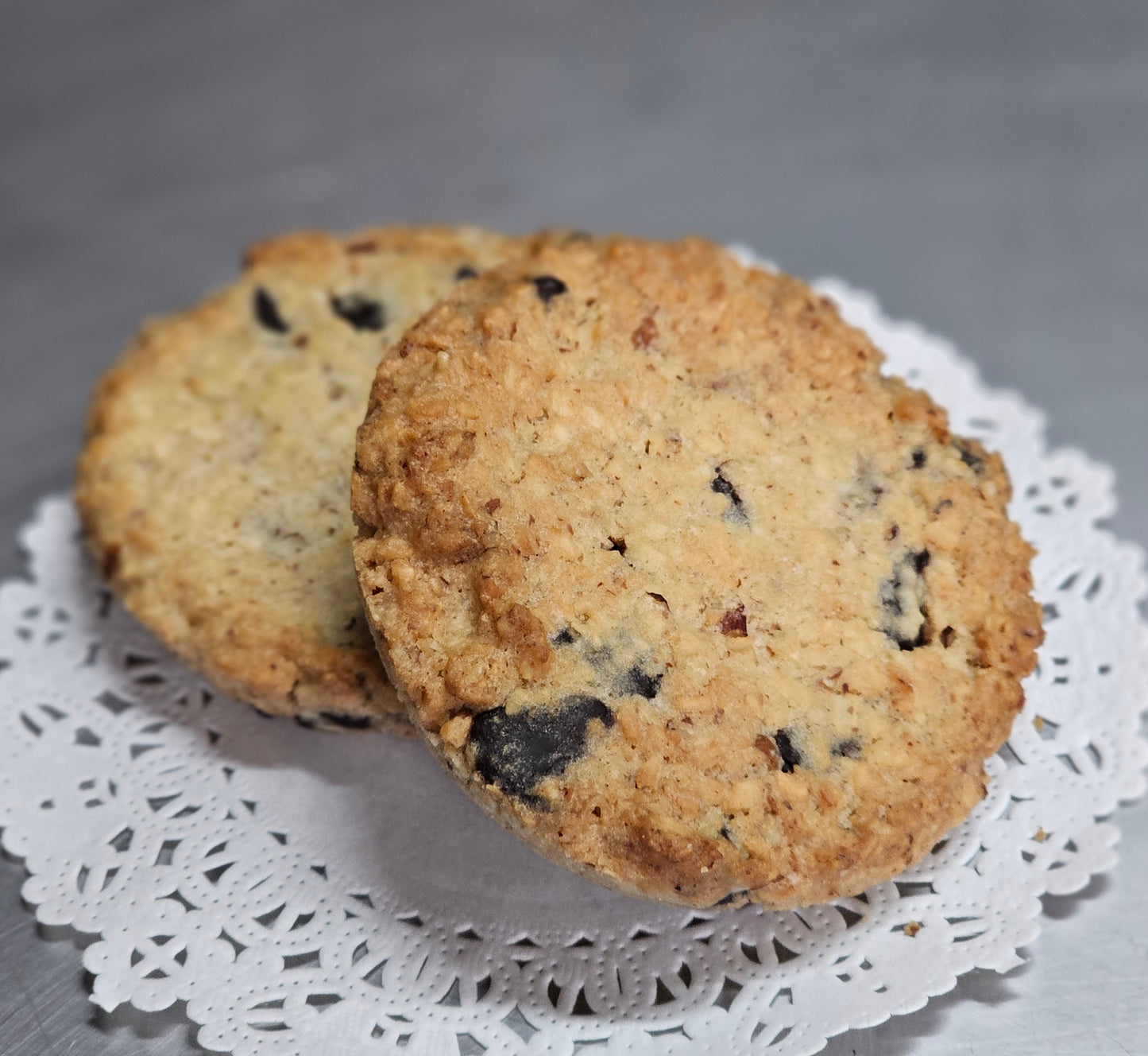NEW! Dairy-Free Banana Chocolate Chip Cookie (1 ea) (Net Carbs: 2.1g)