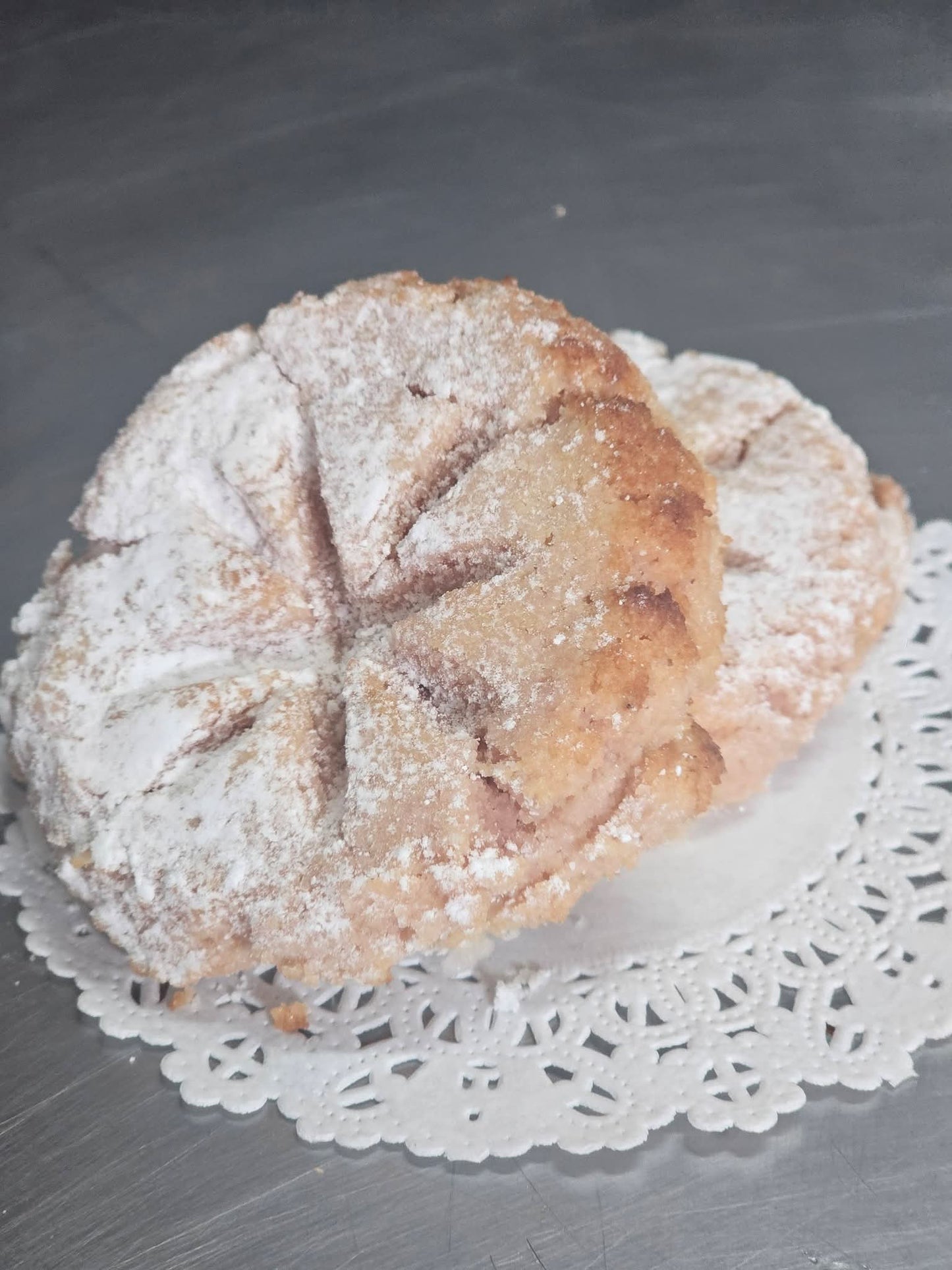 Dairy-Free Strawberry Cookie (1 ea) (Net Carbs 2g)