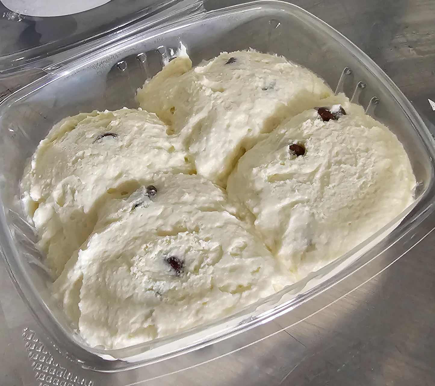Tasty and nourishing keto-friendly Cannoli Dip (8oz) without the carbs
