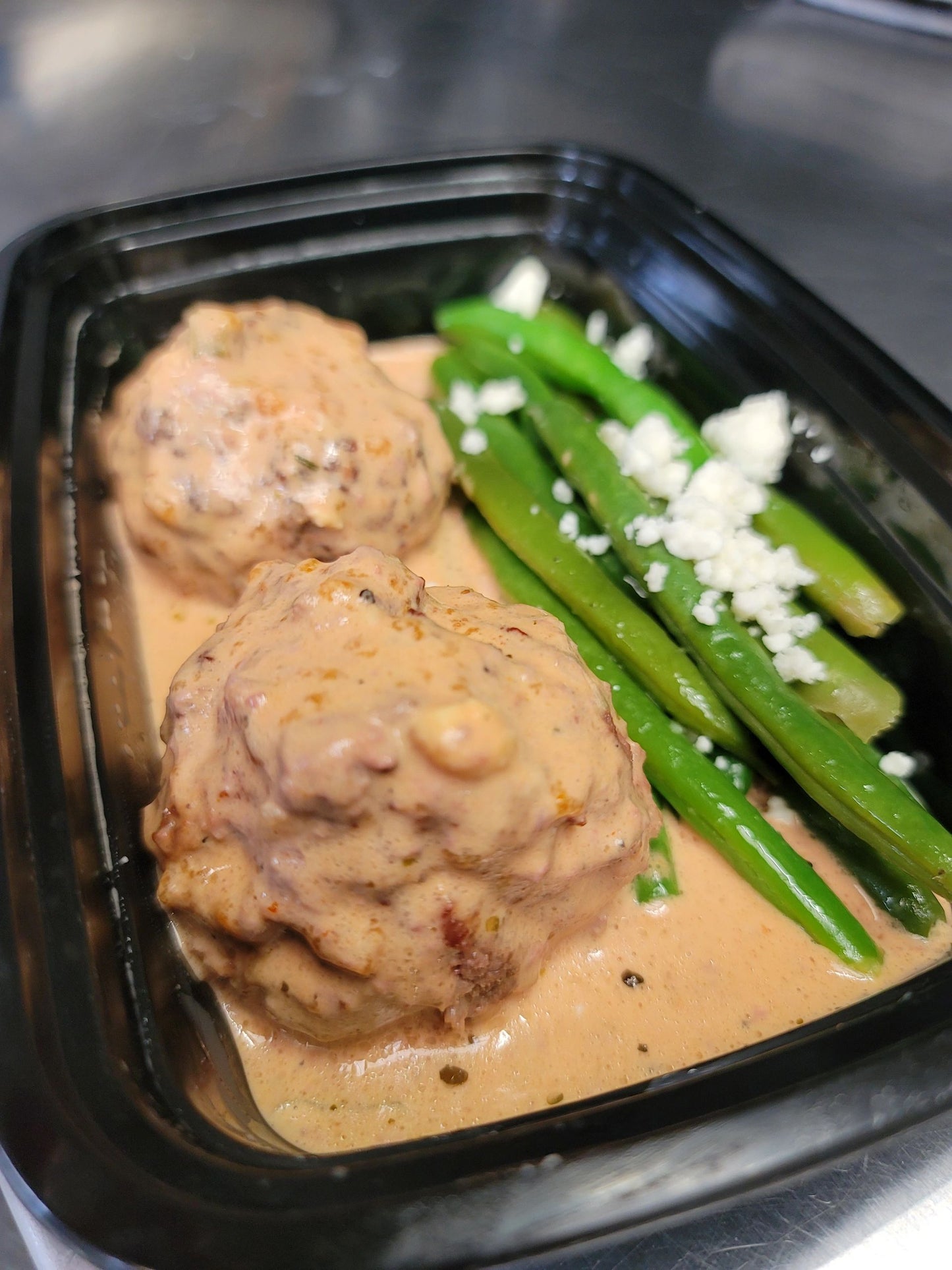 Keto-approved, gluten-free Feta-Stuffed Meatballs for a healthy lifestyle