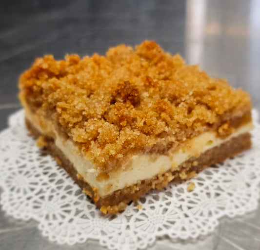 Easy and convenient keto Apple Pie Cheesecake Bar, prep for a low-carb lifestyle