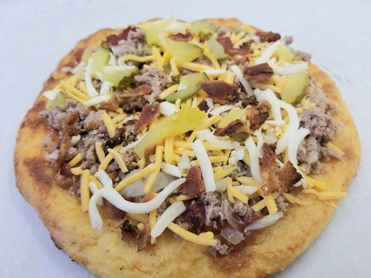 Mouthwatering, low-carb and high-protein keto Deluxe Bacon Cheeseburger Pizzaoption