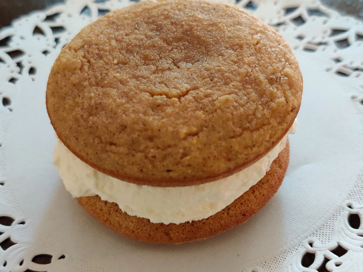 Delicious keto-friendly Pumpkin Spice Whoopie Pies (4 pk), low-carb and gluten-free