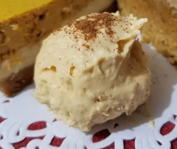 Wholesome sugar-free and gluten-free Pumpkin Spice Fat Bombs (8) for keto diets