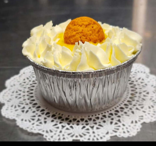 Freshly baked keto Banana Pudding Cheesecake Mini-pie with a rich, buttery flavor