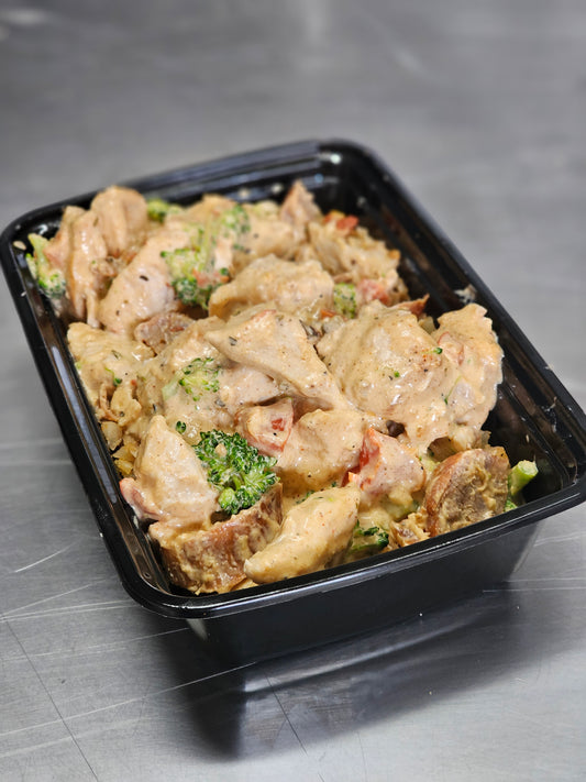 Cajun Alfredo Chicken and Sausage POWER BOWL! (55g protein)
